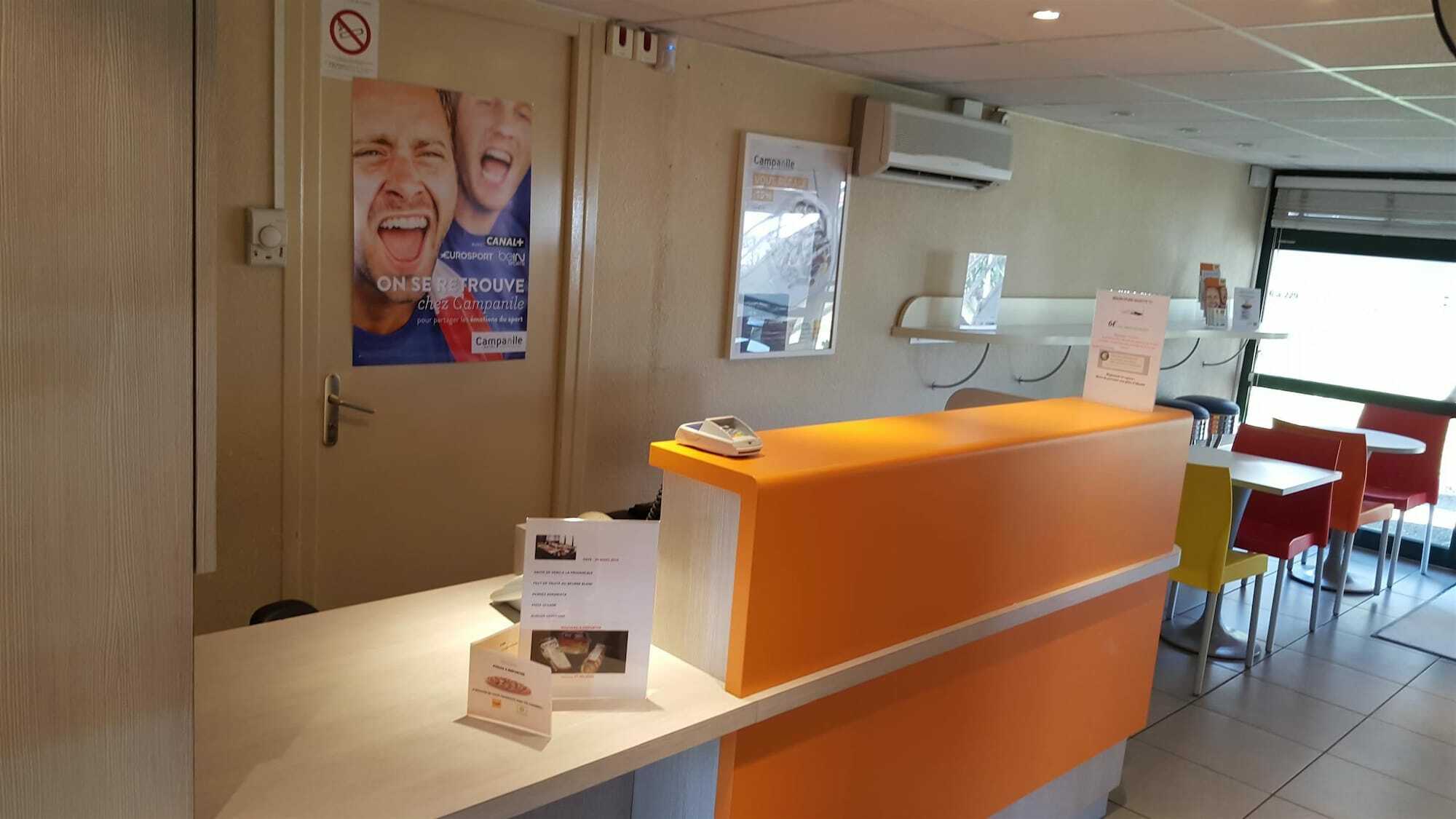 Premiere Classe Lyon Est Aeroport Saint Exupery מראה חיצוני תמונה